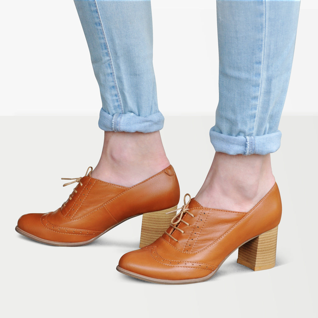 Brown Leather Women Oxford Tie Shoes 